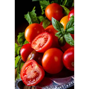 Tomato (18)-2072355-18401.webp